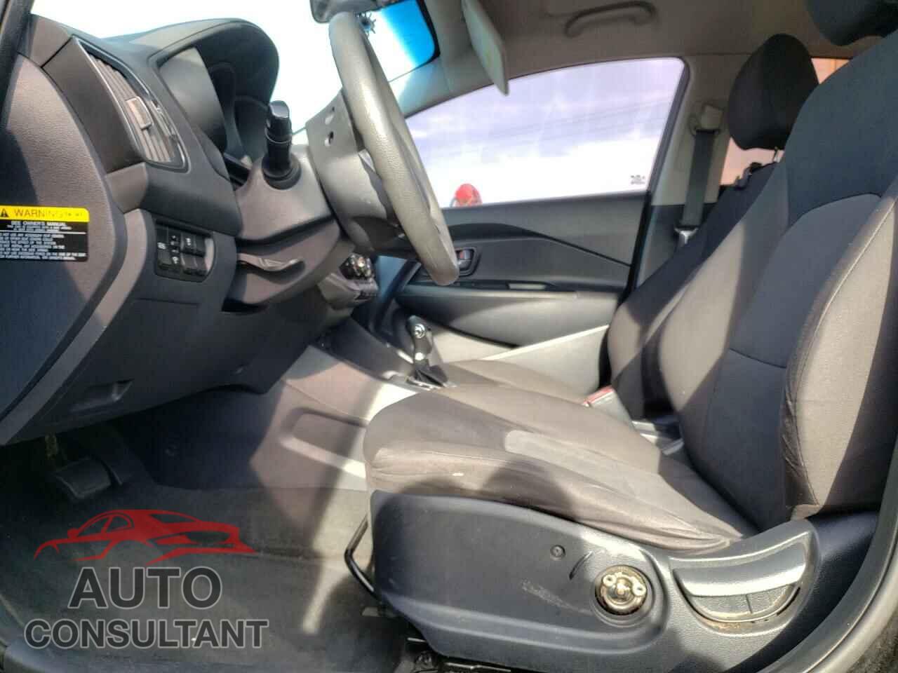 KIA RIO 2017 - KNADM4A37H6112239