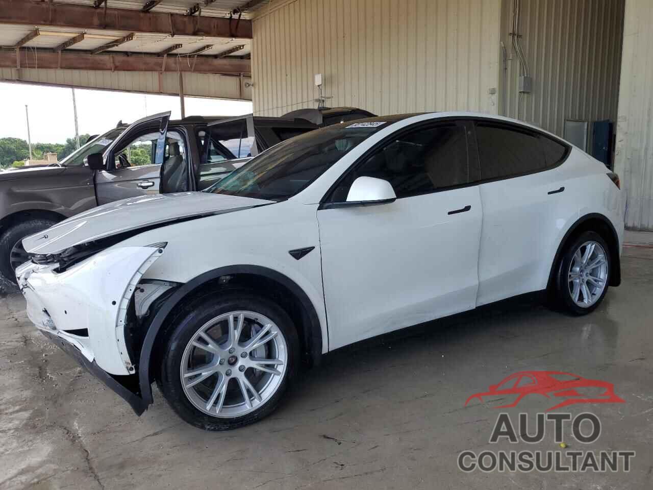 TESLA MODEL Y 2022 - 7SAYGDEE6NF442089