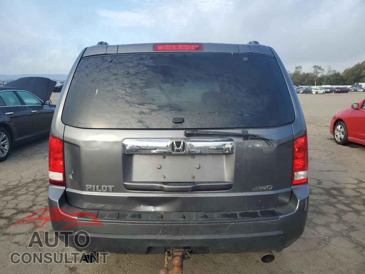 HONDA PILOT 2011 - 5FNYF4H44BB021387