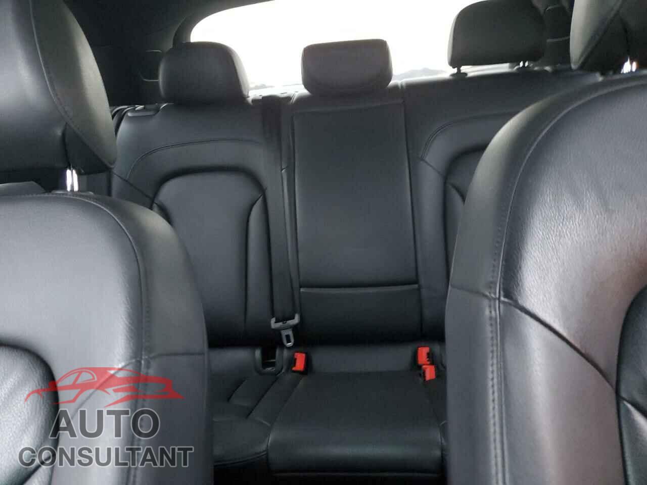 AUDI Q3 2016 - WA1BFCFSXGR005689