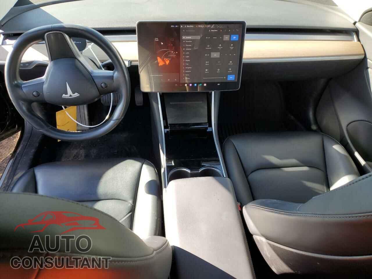 TESLA MODEL 3 2018 - 5YJ3E1EB2JF183676