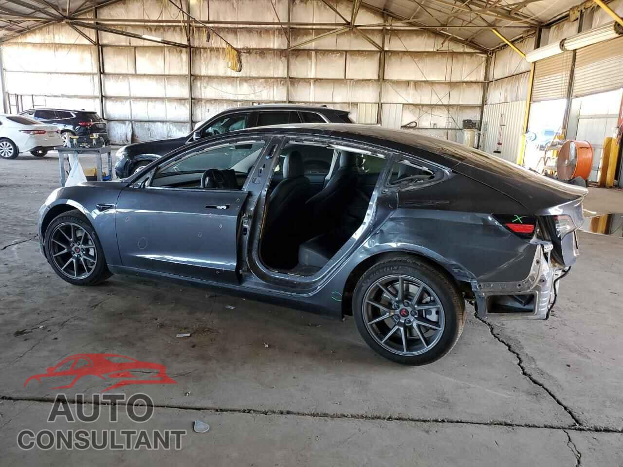 TESLA MODEL 3 2021 - 5YJ3E1EB3MF939150