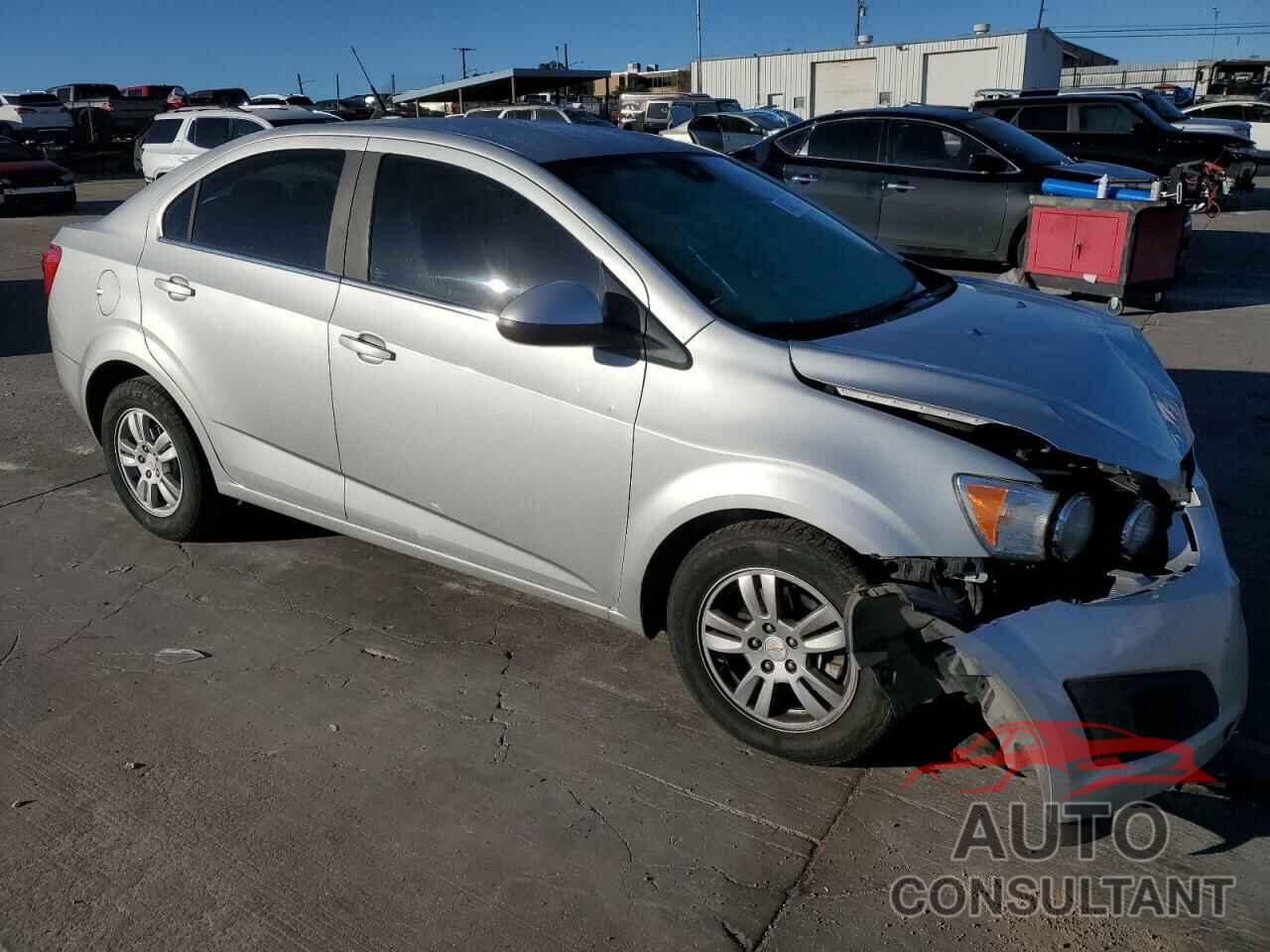 CHEVROLET SONIC 2012 - 1G1JC5SH8C4146325