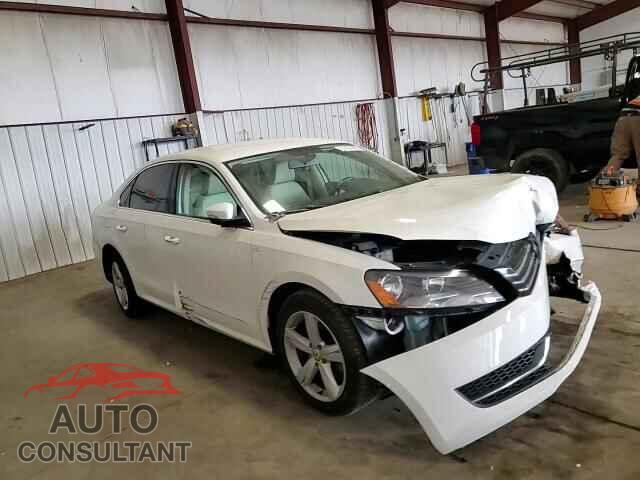 VOLKSWAGEN PASSAT 2014 - 1VWAT7A3XEC038092