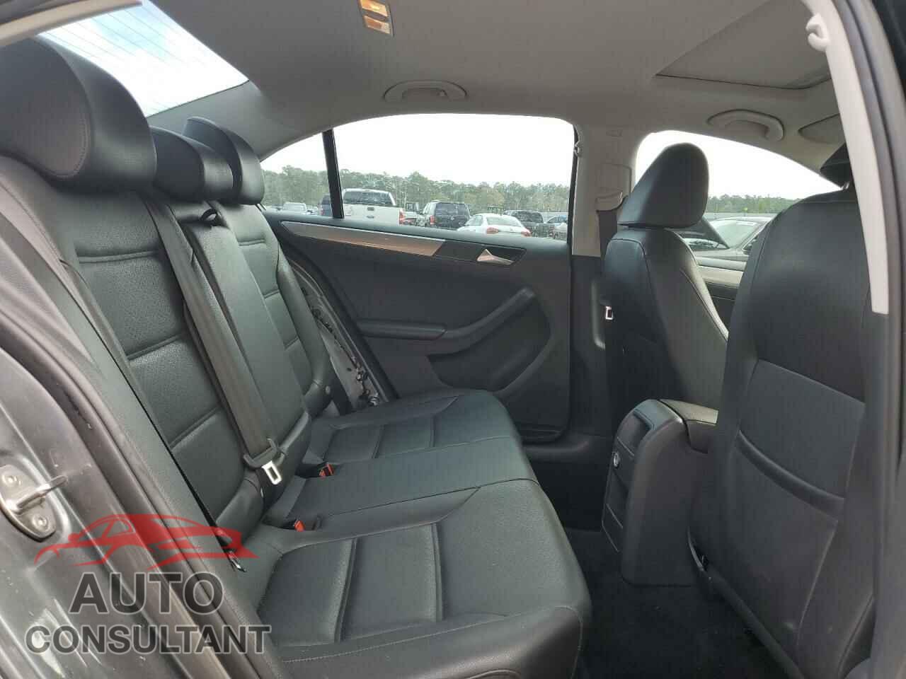 VOLKSWAGEN JETTA 2017 - 3VWDB7AJXHM314496