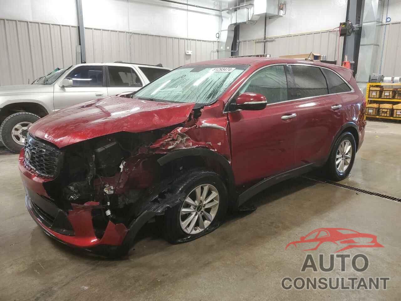 KIA SORENTO 2019 - 5XYPG4A3XKG576105