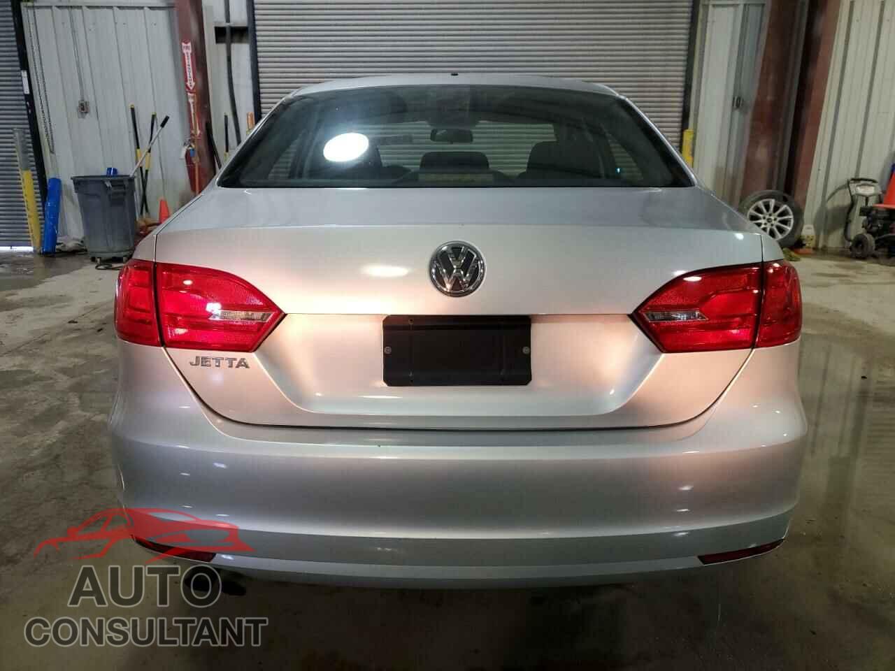 VOLKSWAGEN JETTA 2012 - 3VW1K7AJ2CM322622