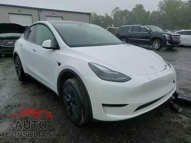 TESLA MODEL Y 2024 - 7SAYGDED2RF155524