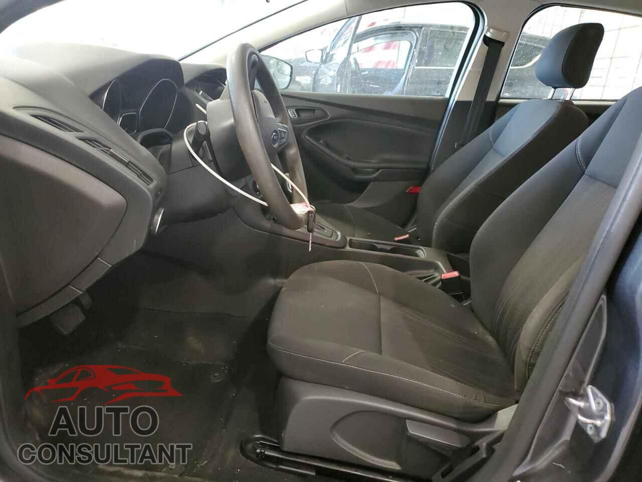 FORD FOCUS 2016 - 1FADP3E2XGL361307