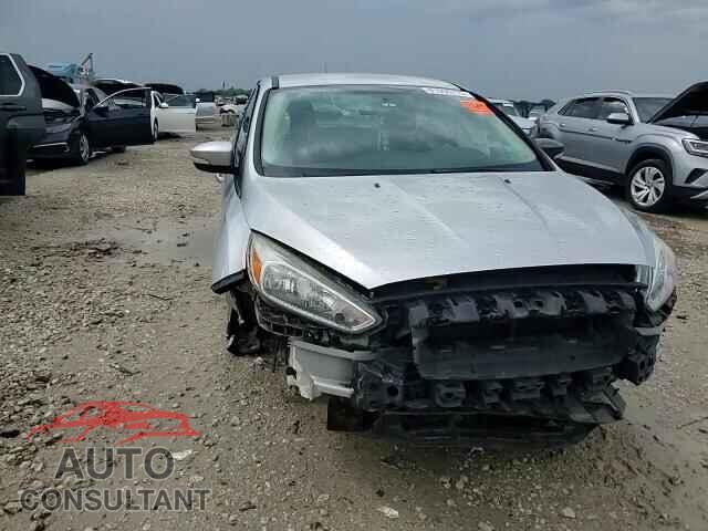 FORD FOCUS 2016 - 1FADP3F21GL269615