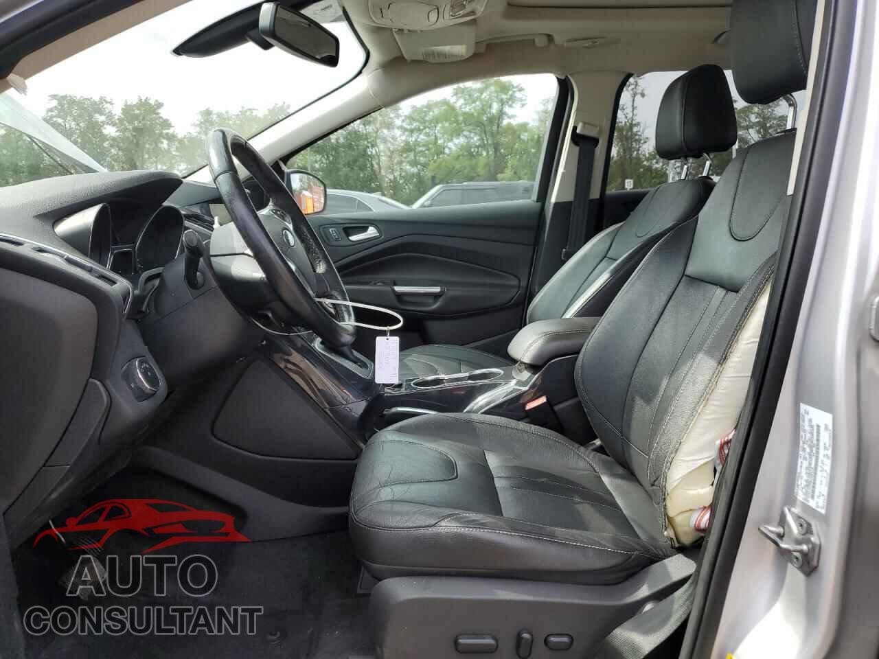 FORD ESCAPE 2013 - 1FMCU0J99DUB91328