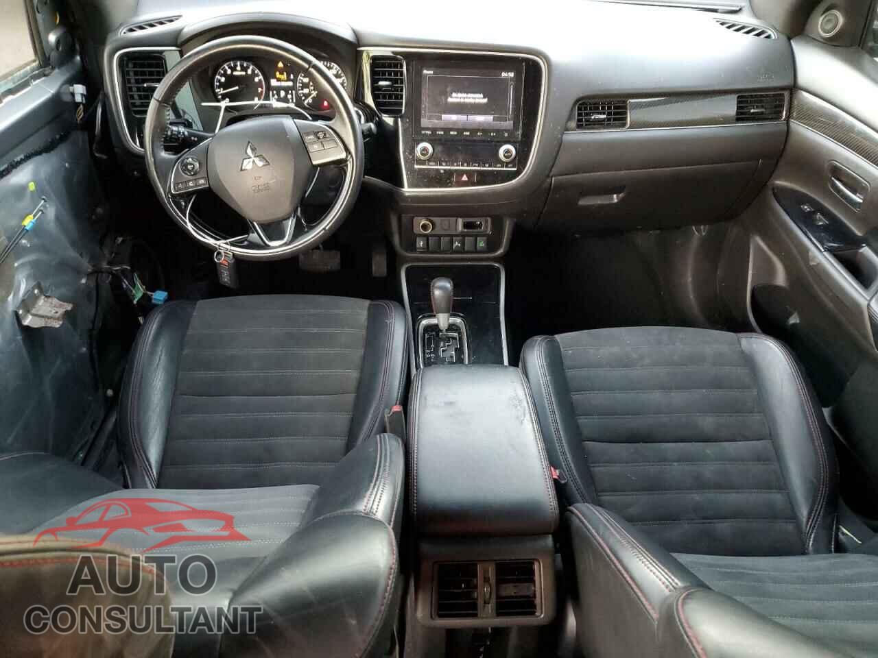 MITSUBISHI OUTLANDER 2020 - JA4AD3A38LZ035219
