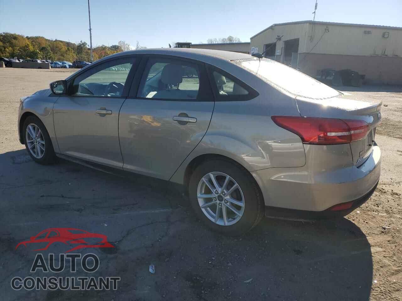 FORD FOCUS 2015 - 1FADP3F27FL237735