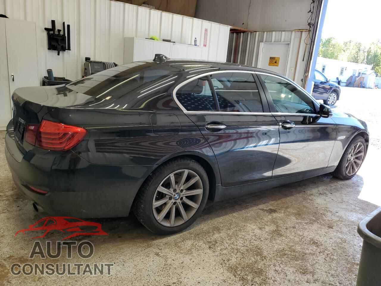 BMW 5 SERIES 2015 - WBA5B3C58FD547668