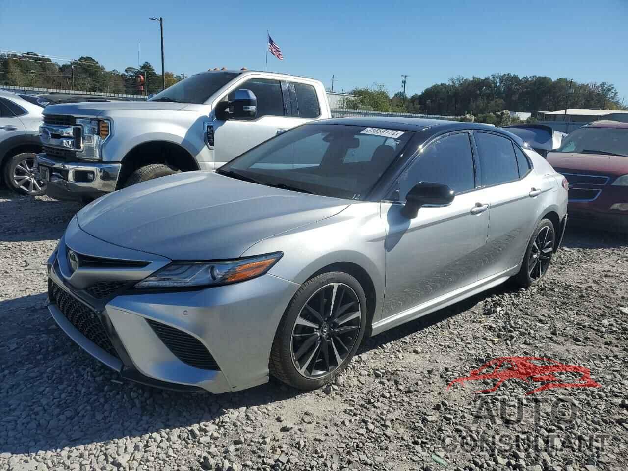 TOYOTA CAMRY 2018 - 4T1B61HK6JU102346