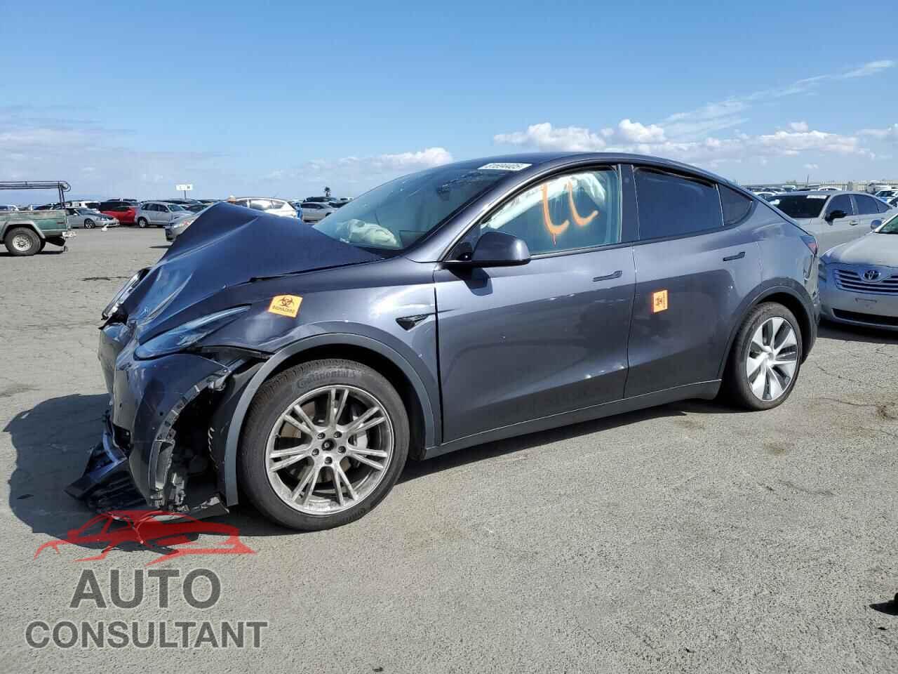 TESLA MODEL Y 2022 - 7SAYGAEE2NF345566