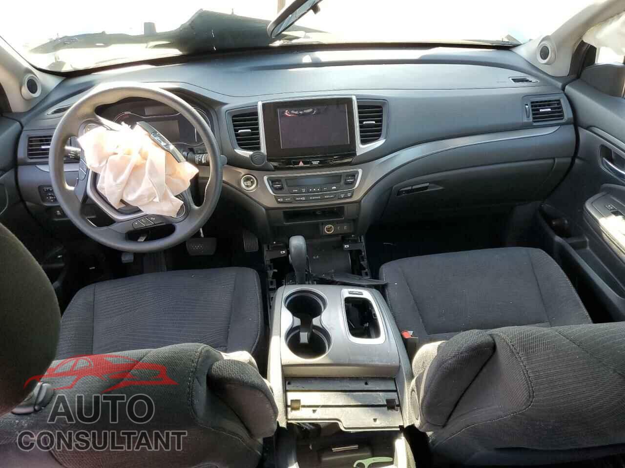 HONDA PILOT 2017 - 5FNYF5H33HB033990