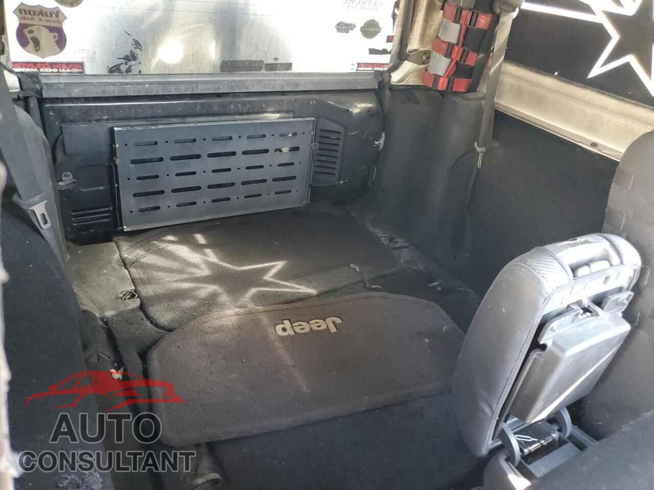 JEEP WRANGLER 2011 - 1J4AA2D16BL544787