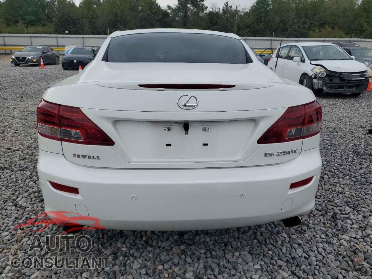 LEXUS IS 2011 - JTHFF2C20B2518472
