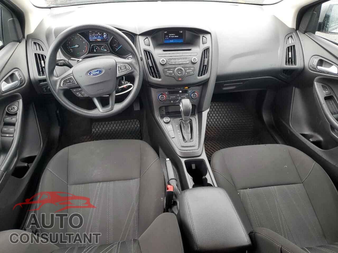 FORD FOCUS 2017 - 1FADP3FE3HL309608
