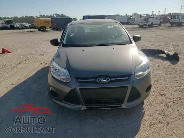 FORD FOCUS 2014 - 1FADP3E28EL148952
