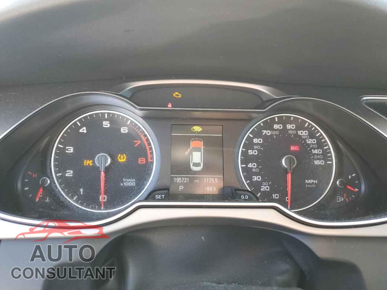 AUDI A4 2014 - WAUBFAFL3EN000421