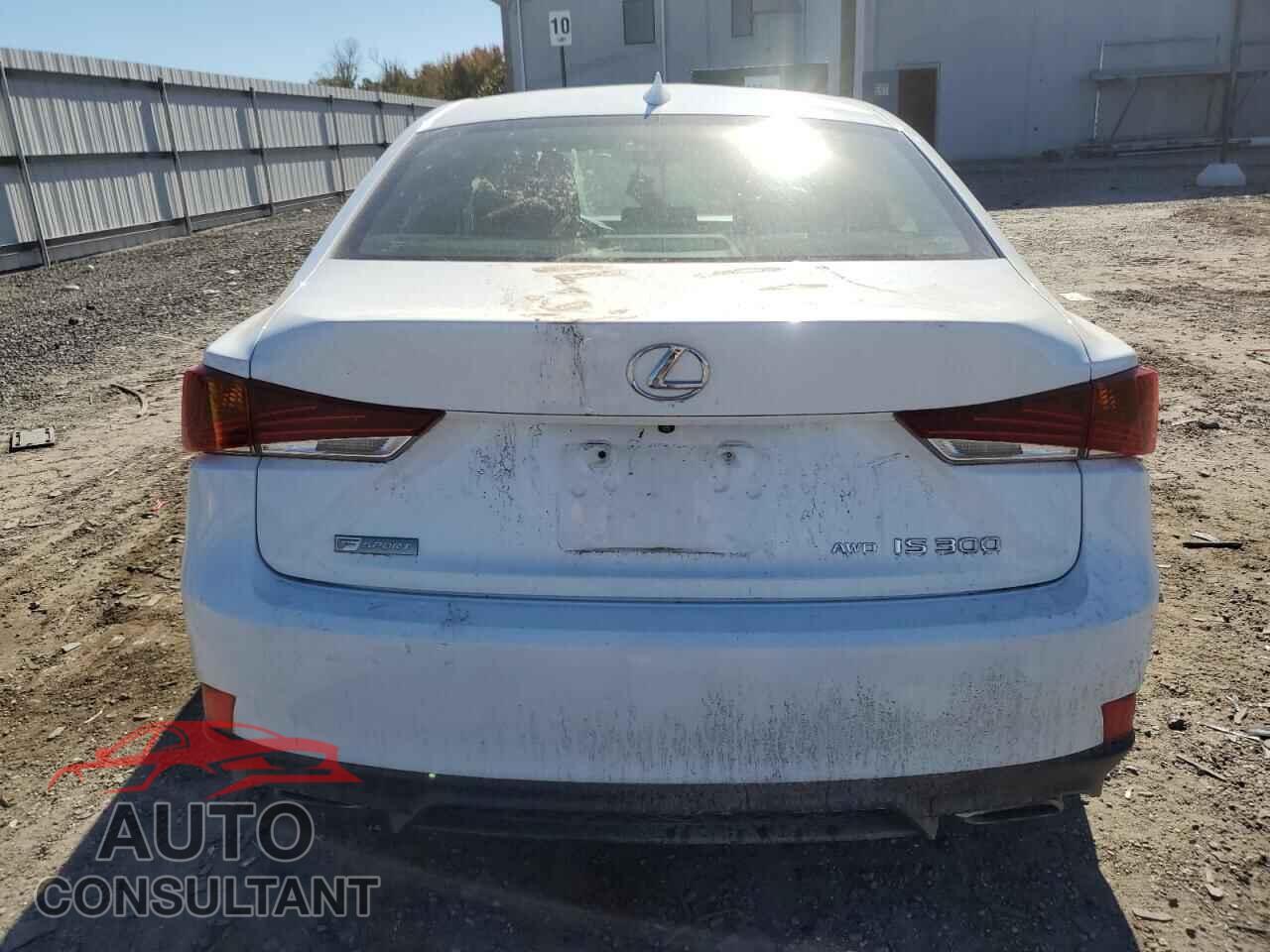 LEXUS IS 2019 - JTHC81D2XK5036404