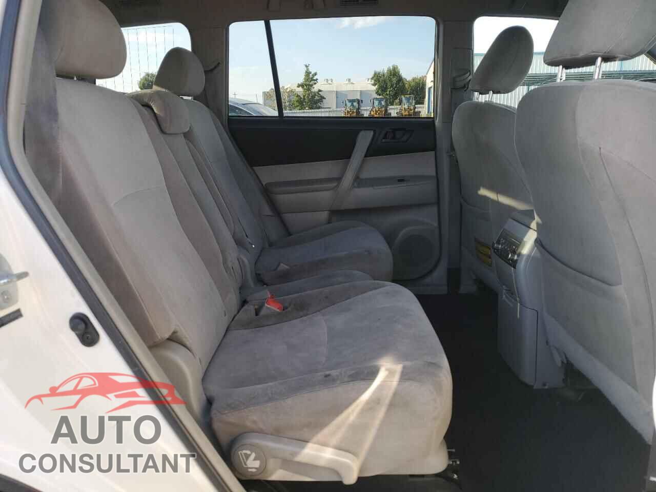 TOYOTA HIGHLANDER 2013 - 5TDZA3EH8DS040446