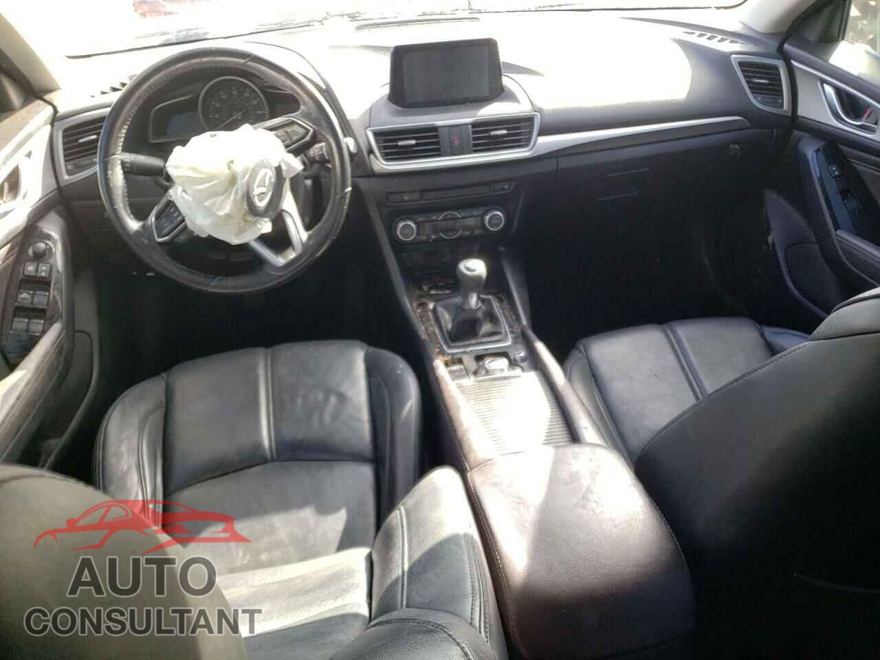 MAZDA 3 2017 - 3MZBN1L33HM155802