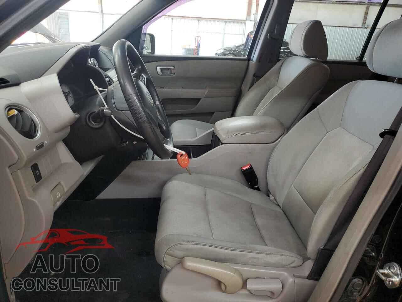 HONDA PILOT 2011 - 5FNYF3H20BB031813