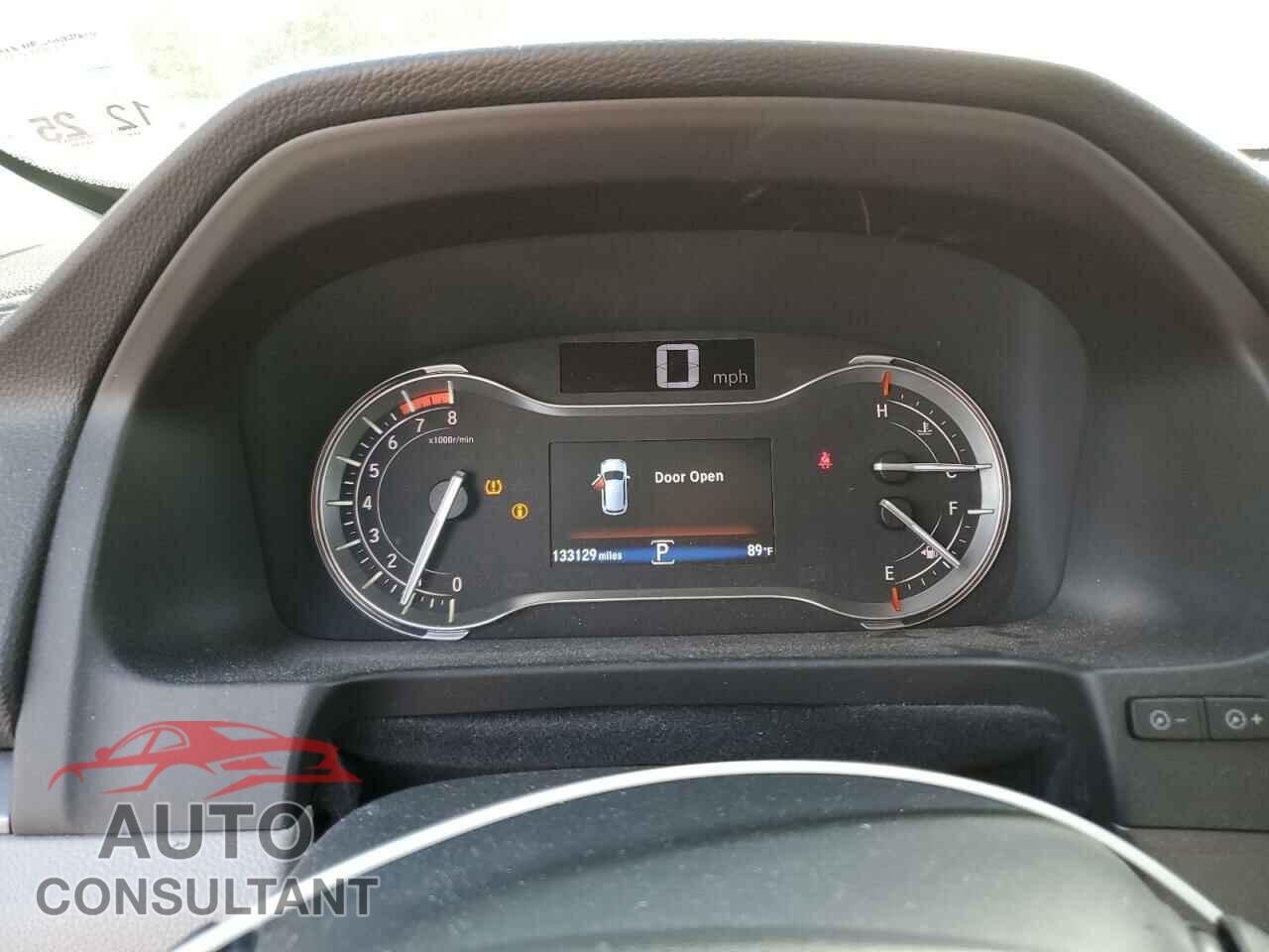 HONDA PILOT 2017 - 5FNYF5H38HB030499