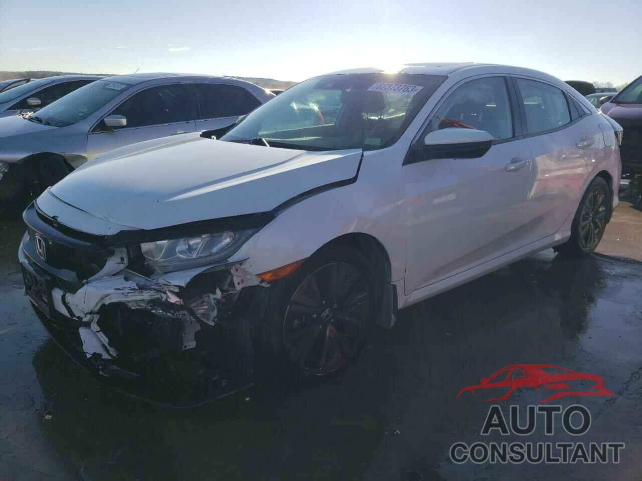 HONDA CIVIC 2018 - SHHFK7H81JU424229