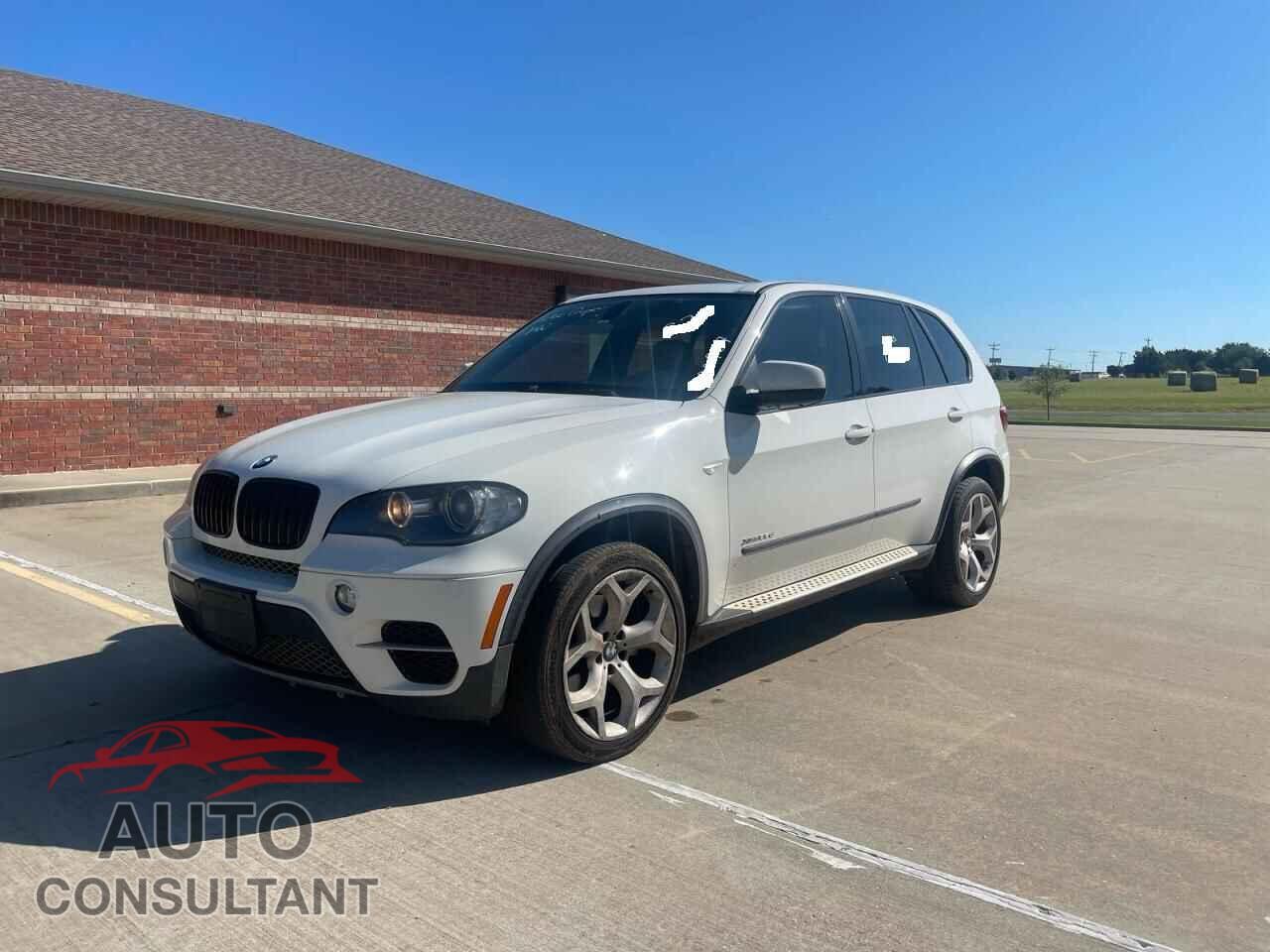 BMW X5 2011 - 5UXZW0C53BL656111