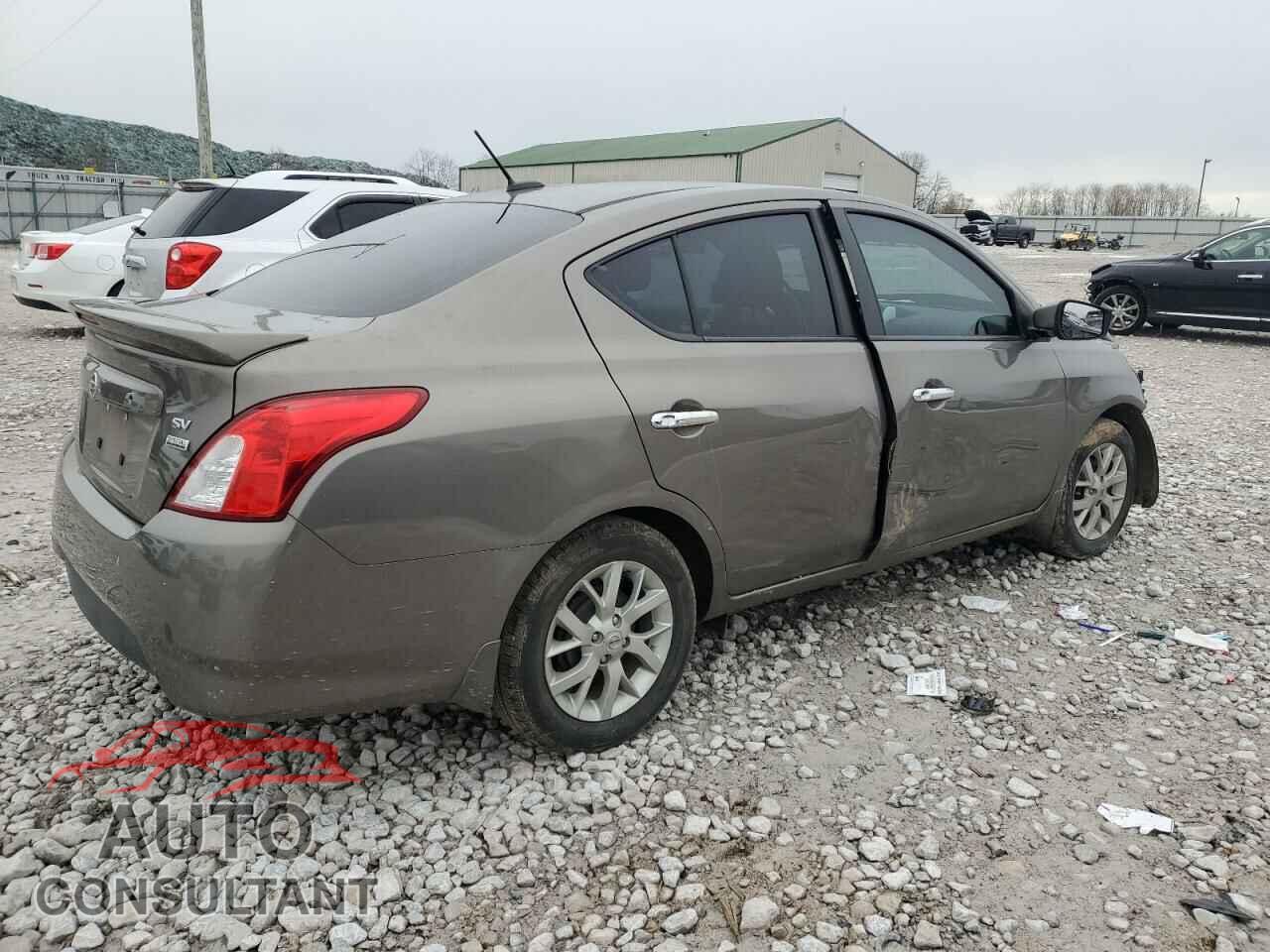 NISSAN VERSA 2017 - 3N1CN7AP7HL896852