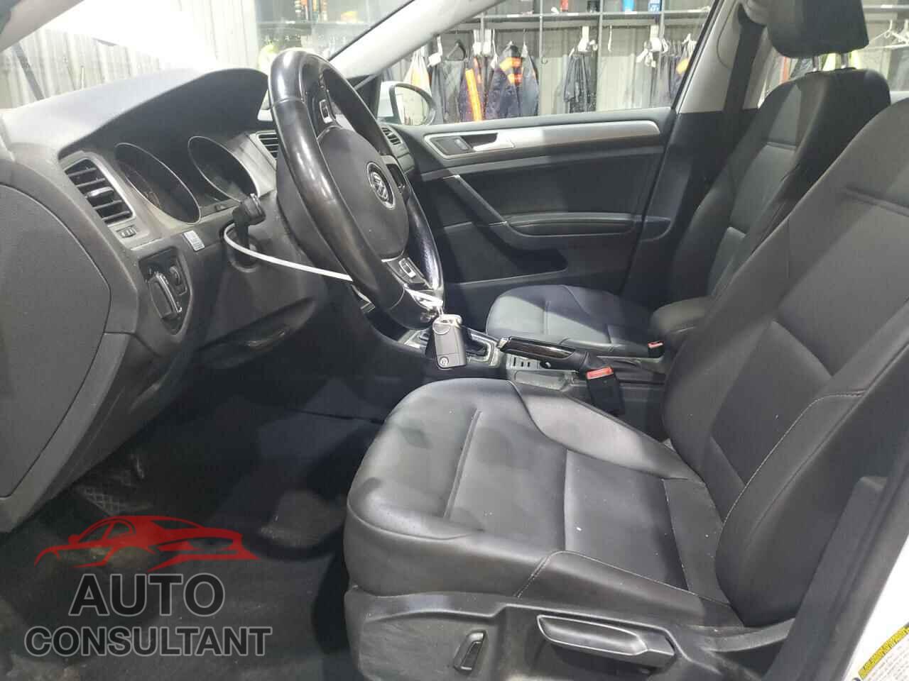 VOLKSWAGEN GOLF 2015 - 3VWCA7AU2FM512124