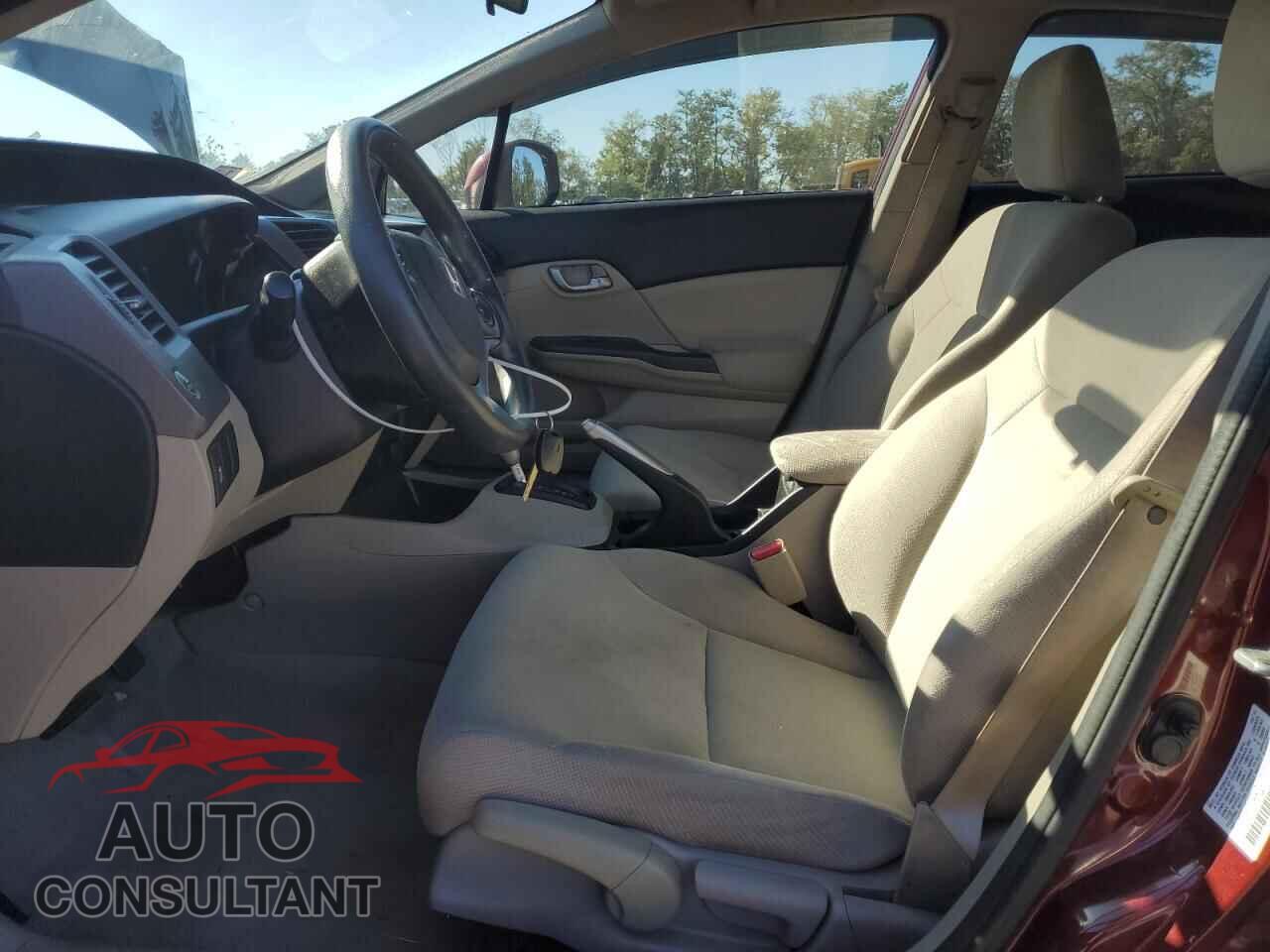 HONDA CIVIC 2012 - 2HGFB2F51CH567886