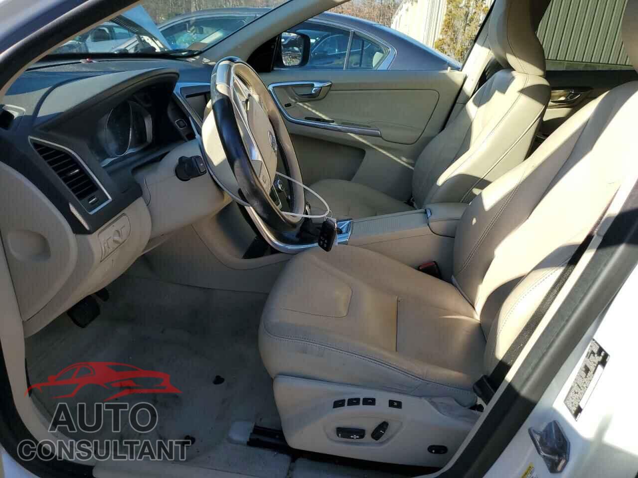 VOLVO XC60 2016 - YV4902RK4G2808189
