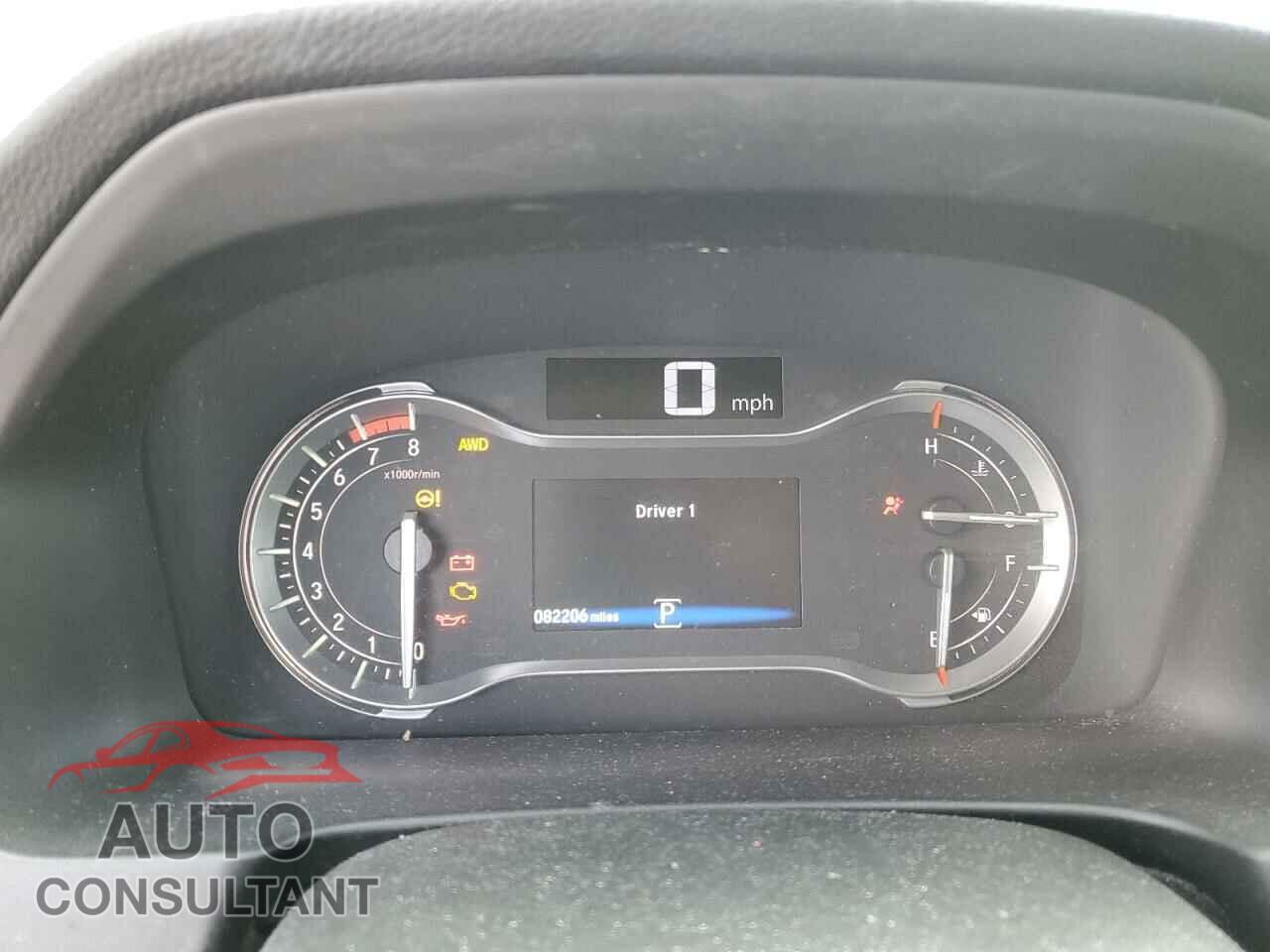 HONDA PILOT 2016 - 5FNYF6H14GB112698