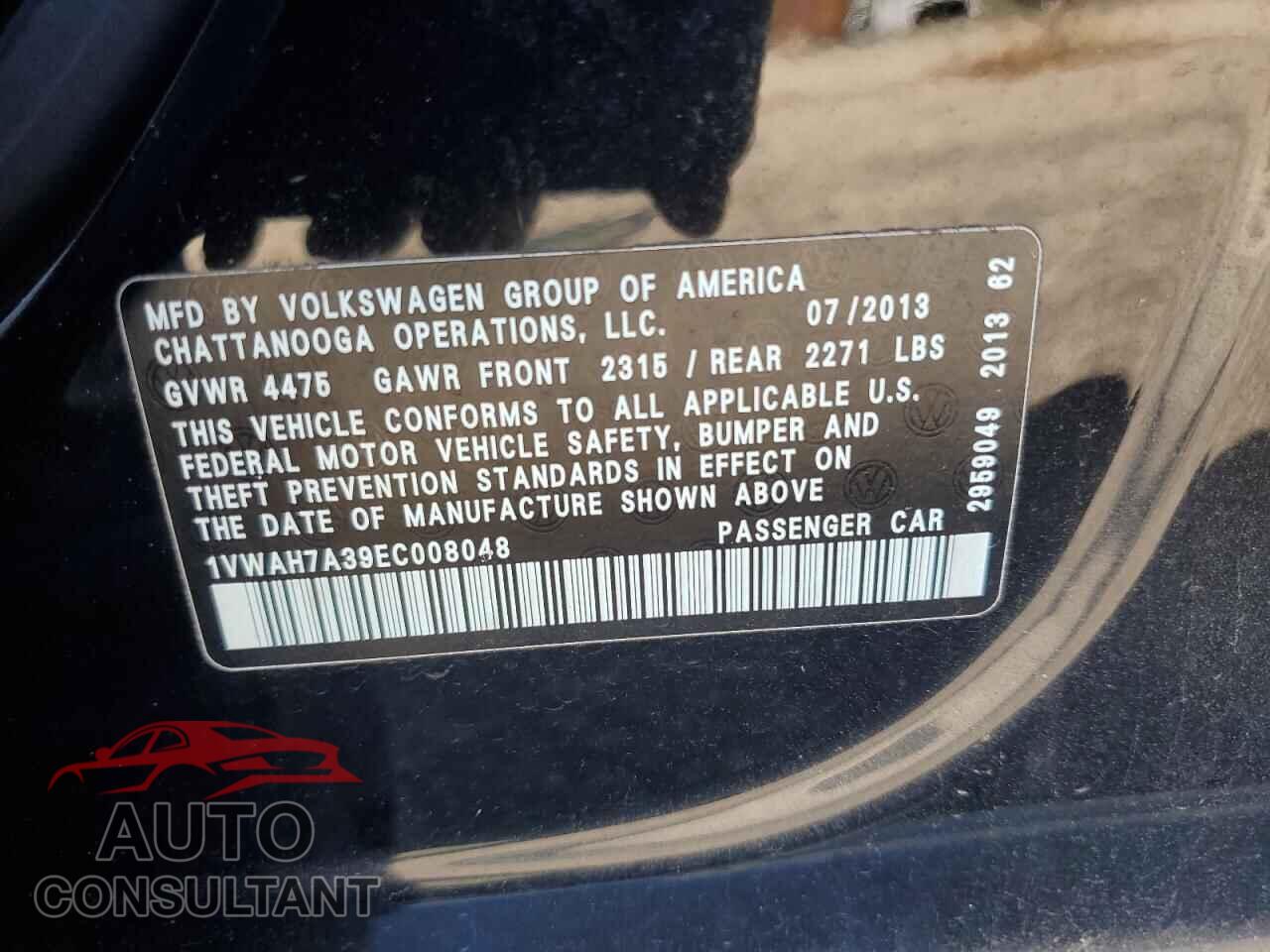 VOLKSWAGEN PASSAT 2014 - 1VWAH7A39EC008048