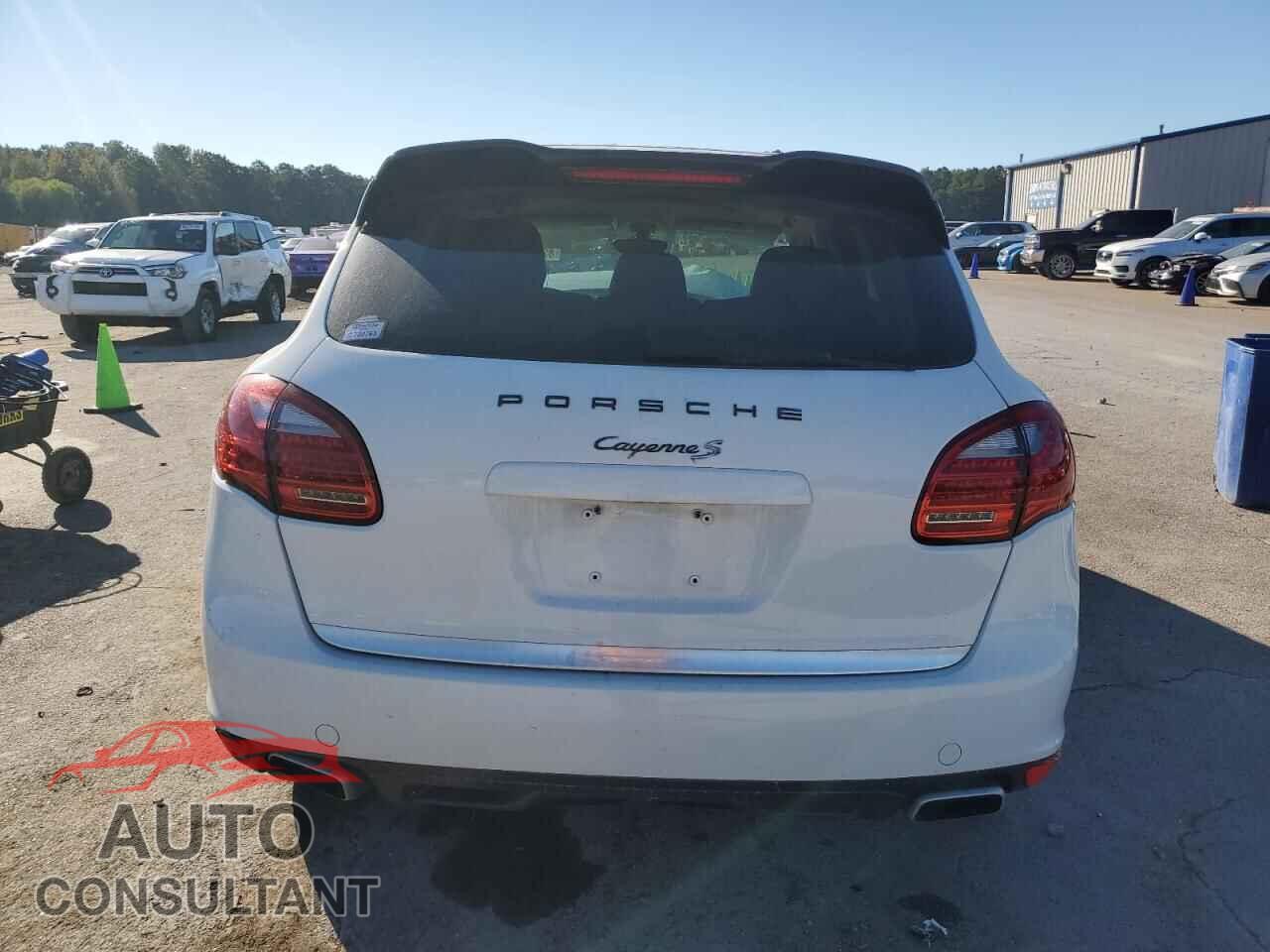 PORSCHE CAYENNE 2012 - WP1AA2A20CLA07674