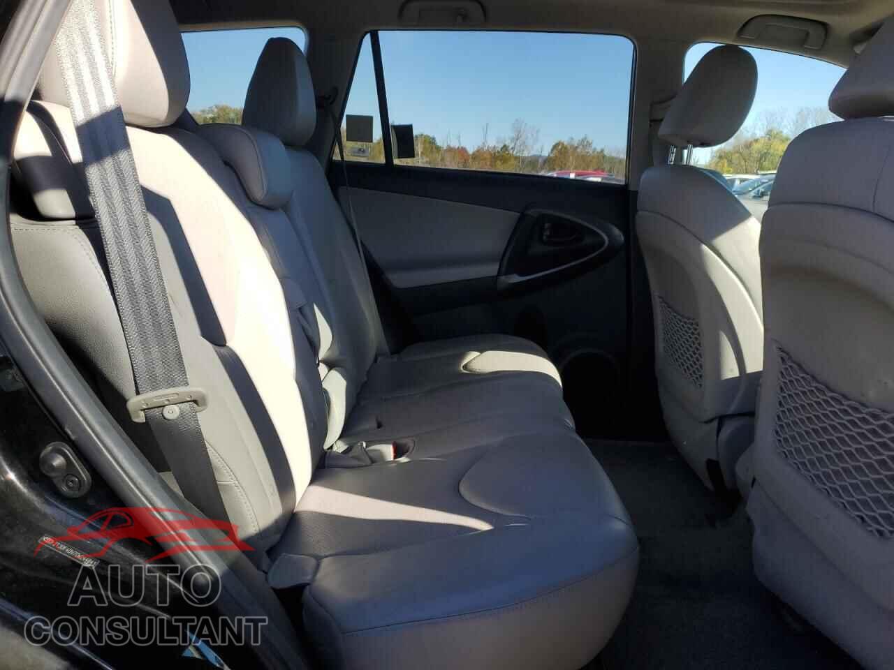 TOYOTA RAV4 2012 - 2T3DF4DV7CW244841