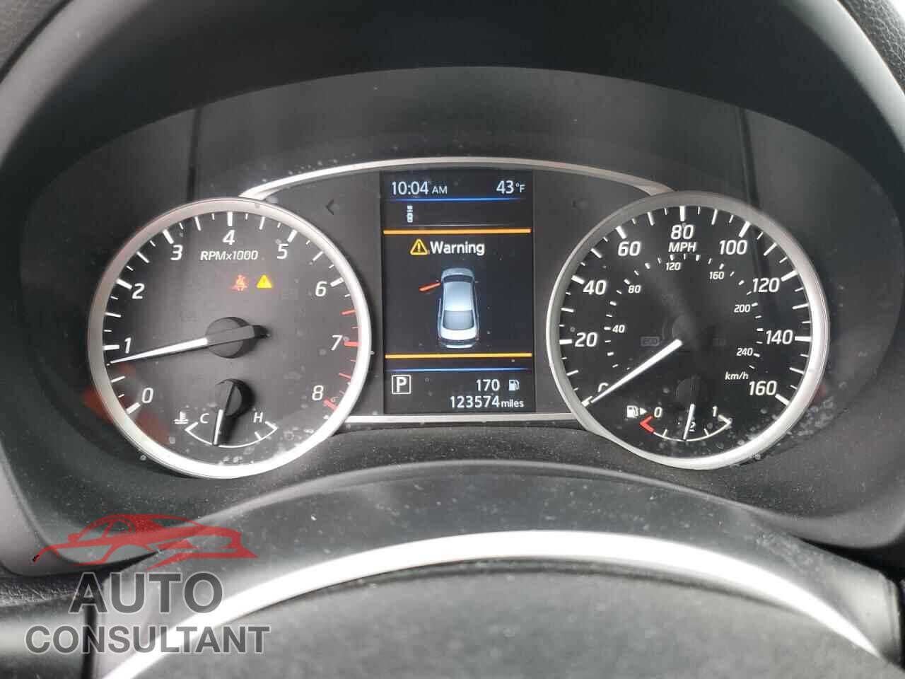 NISSAN SENTRA 2019 - 3N1AB7AP3KL620529