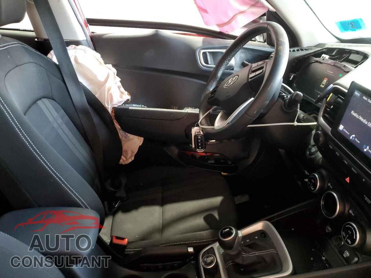 HYUNDAI VENUE 2025 - KMHRC8A3XSU372829