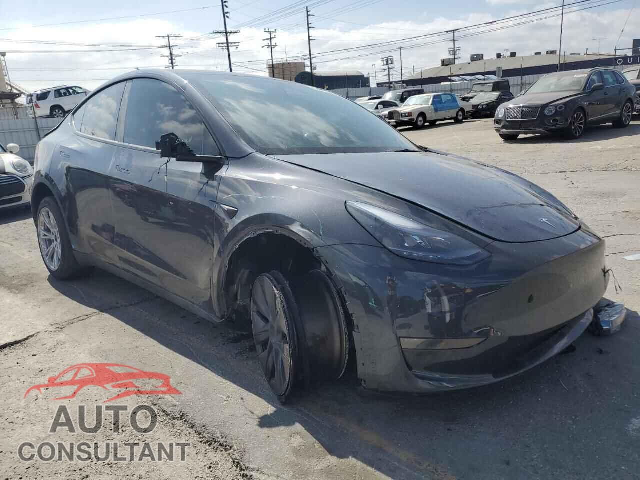 TESLA MODEL Y 2025 - 7SAYGDED1SF320663