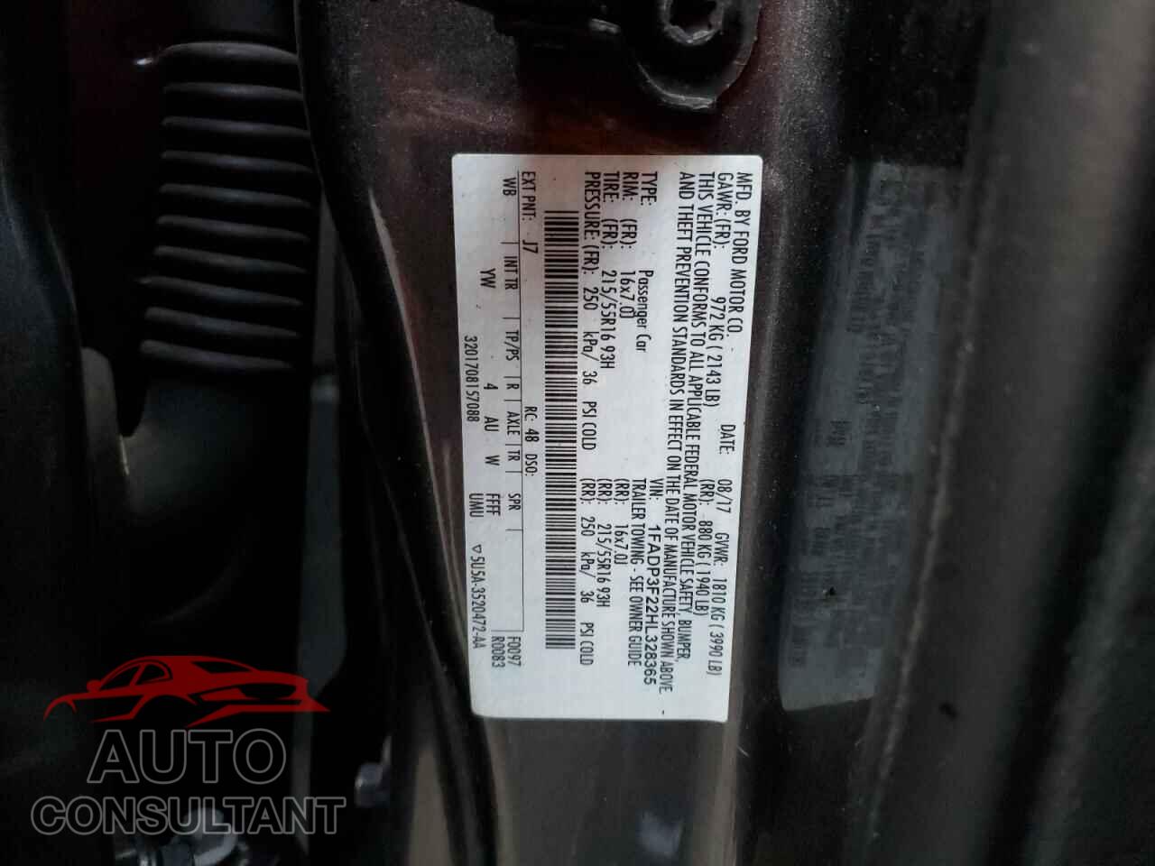 FORD FOCUS 2017 - 1FADP3F22HL328365