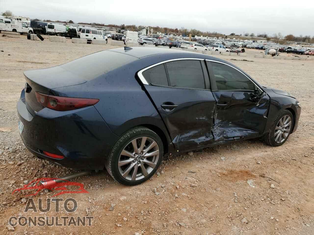 MAZDA 3 2019 - 3MZBPADL2KM105537