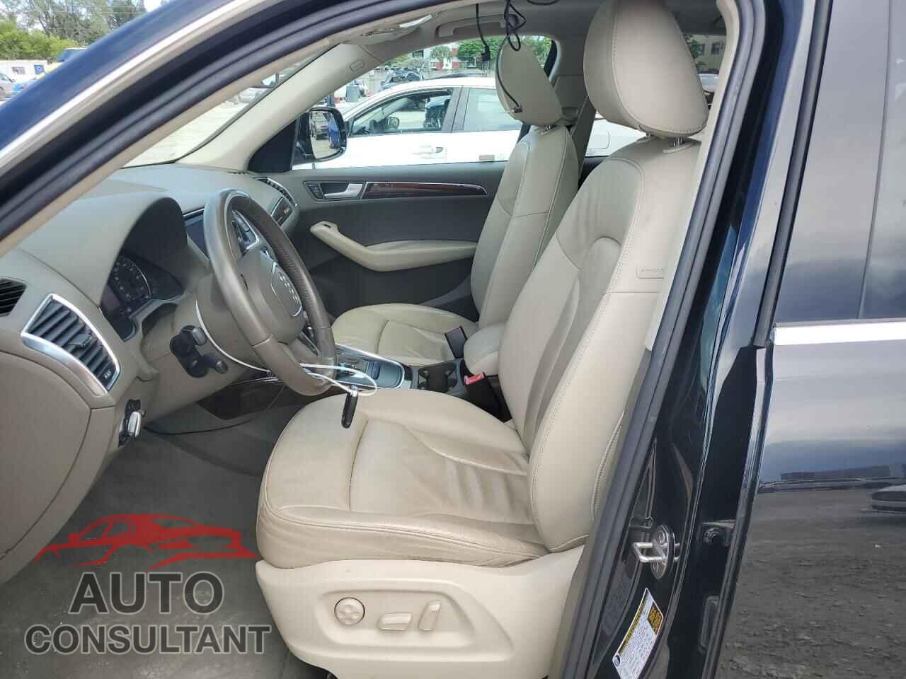 AUDI Q5 2011 - WA1CFAFP0BA047641