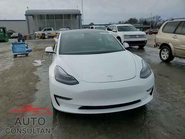 TESLA MODEL 3 2021 - 5YJ3E1EA5MF085091