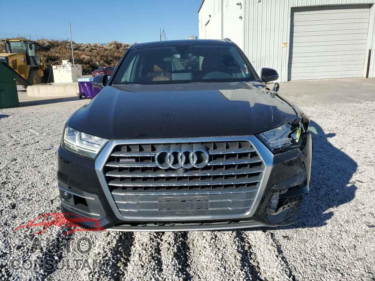 AUDI Q7 2018 - WA1LAAF74JD025203