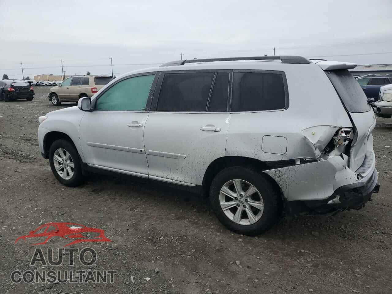 TOYOTA HIGHLANDER 2013 - 5TDBK3EH0DS233298
